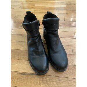 Eric Michael Women's Black Leather Ankle Boots Size 39 With Side Zippers
